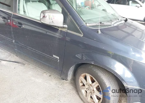 2008 Chrysler Town & Country Touring из США, поврежденный, VIN 2A8HR54P88R738300